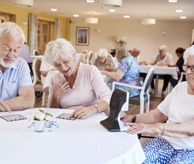 Pflegehilfe / AGS 50 - 100% für Pflegezentrum
